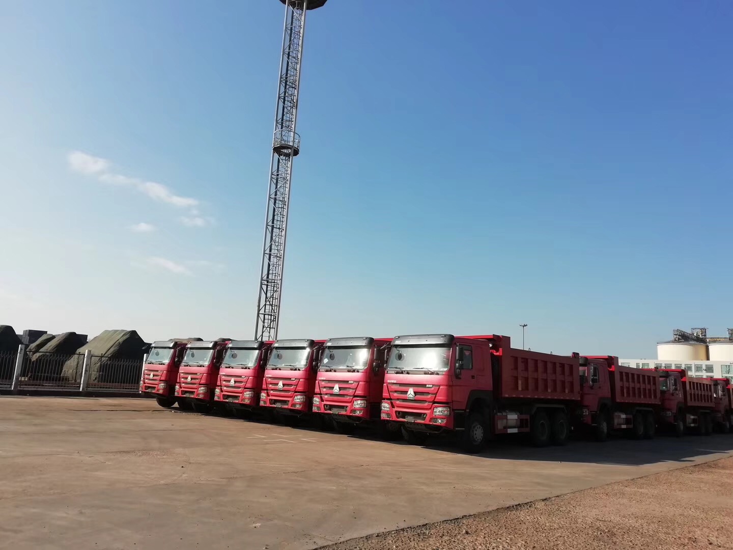 60 Units Sinotruck Howo Dump Truck Export to Latin America