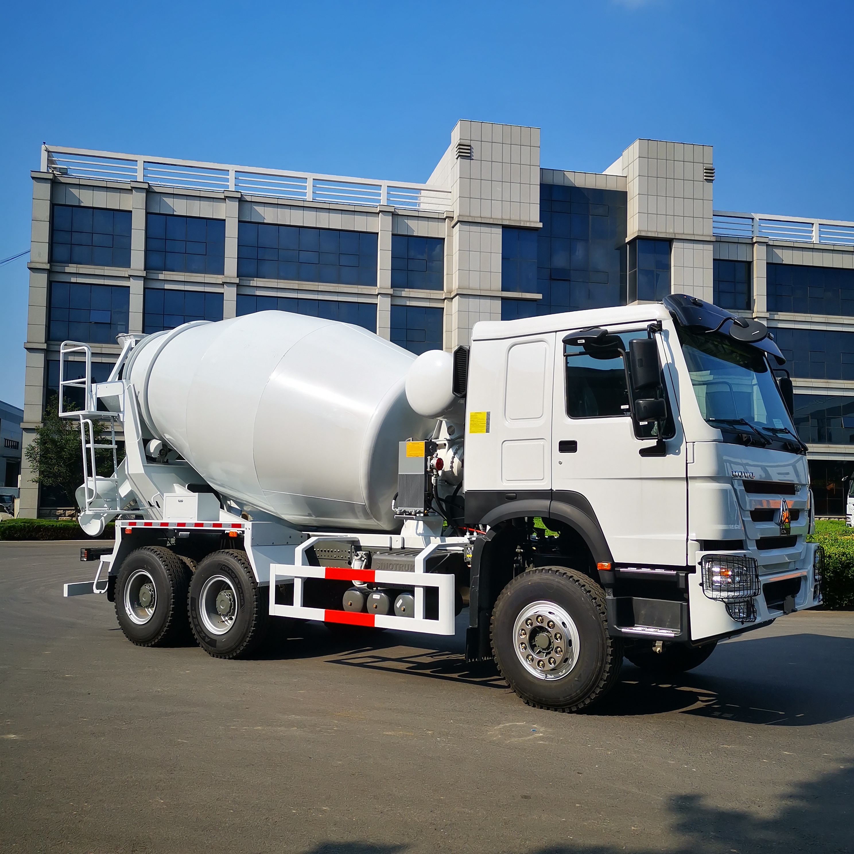 10 Cubic Concrete Mixer