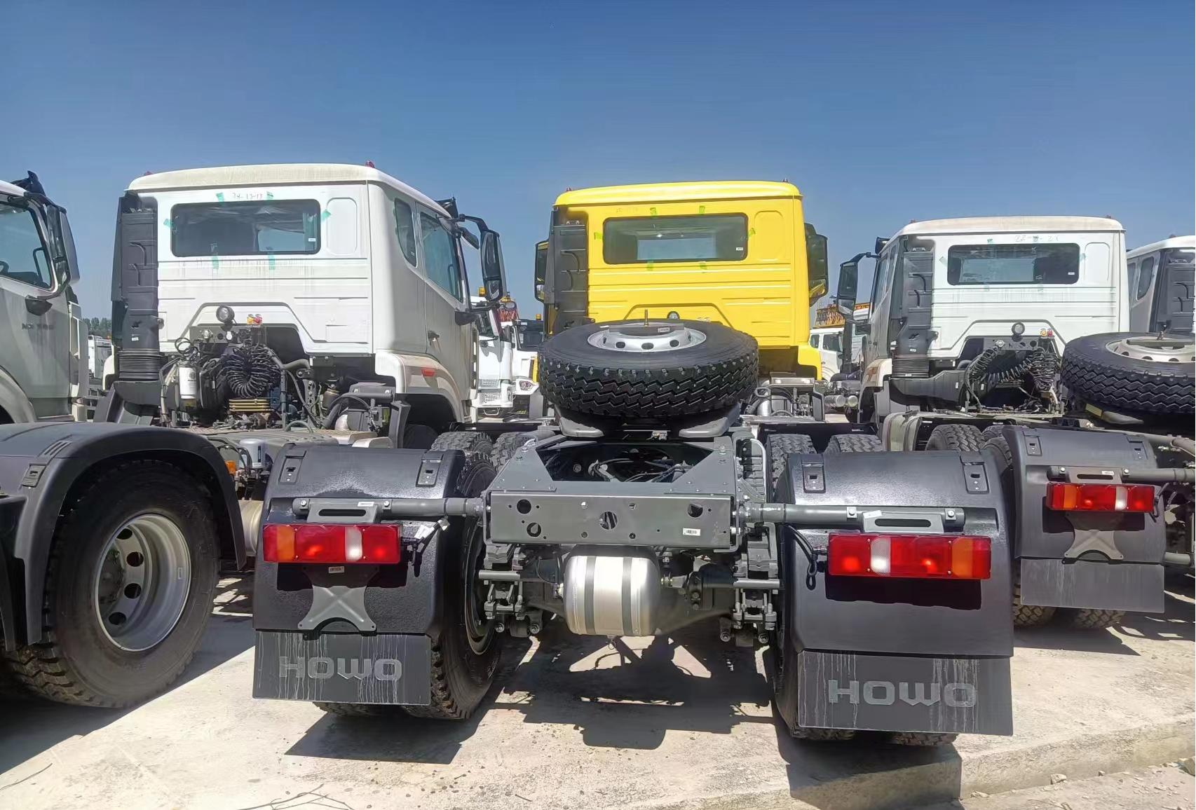 Sinotruk Hohan Nx 6X4 Tractor Trucks