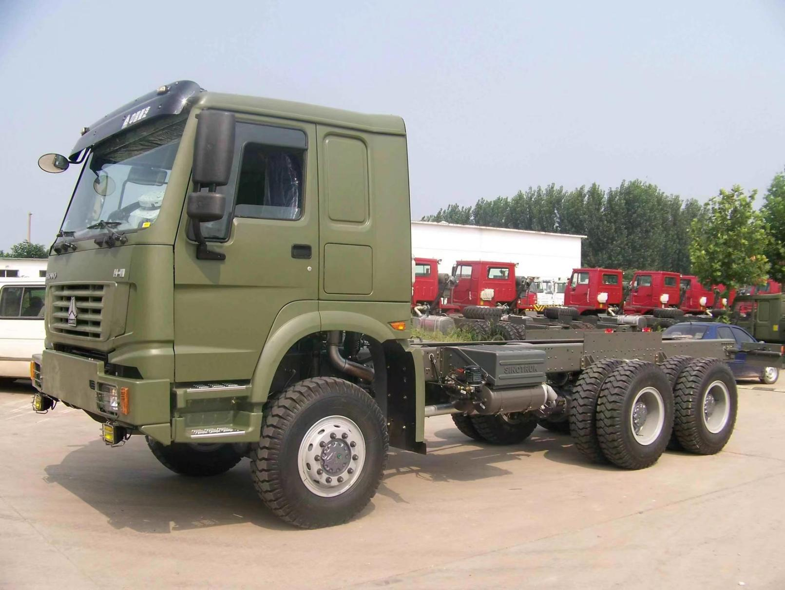 SINOTRUK HOWO 7 6x6 LHD Tractor Truck For CONGO